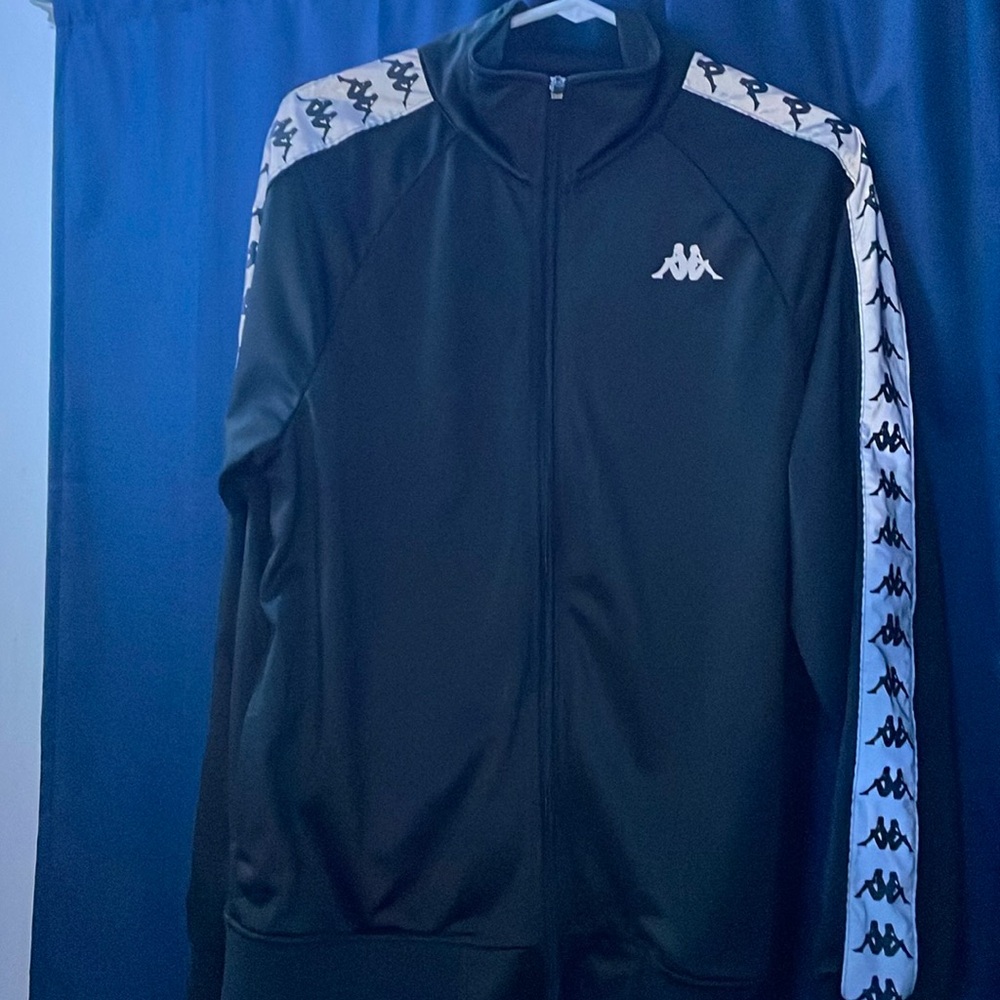 Medium kappa sweater